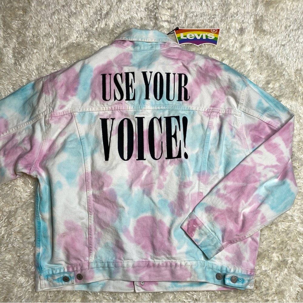 NEW Men’s Levi’s pride oversized trucker jacket tie dye blue pink size Large L